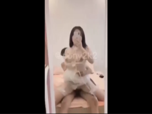 Xơi ngay cô bé vừa yêu được 1 tháng